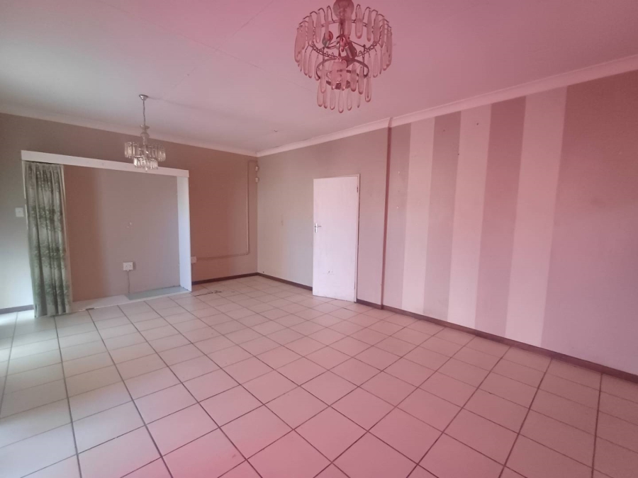 4 Bedroom Property for Sale in Bayswater Free State